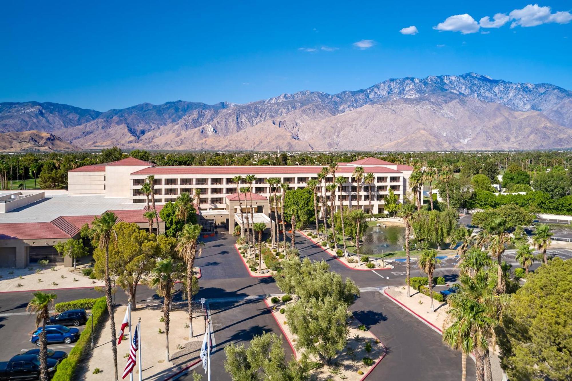 Doubletree By Hilton Golf Resort Palm Springs Cathedral City Exterior photo